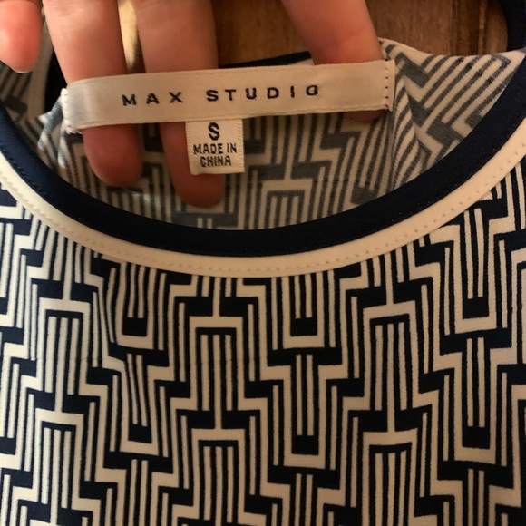 Max Studio dress - Picture 2 of 3